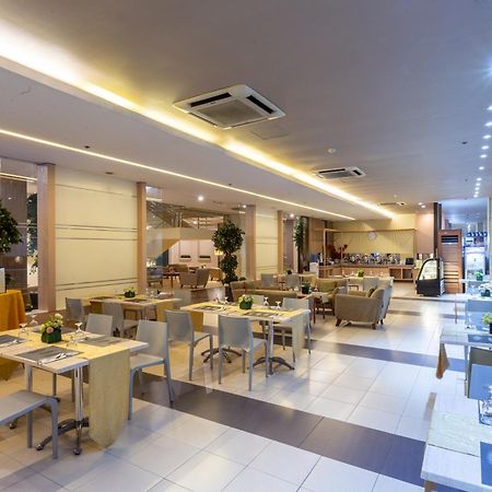 La Breza Hotel Quezon City Zewnętrze zdjęcie