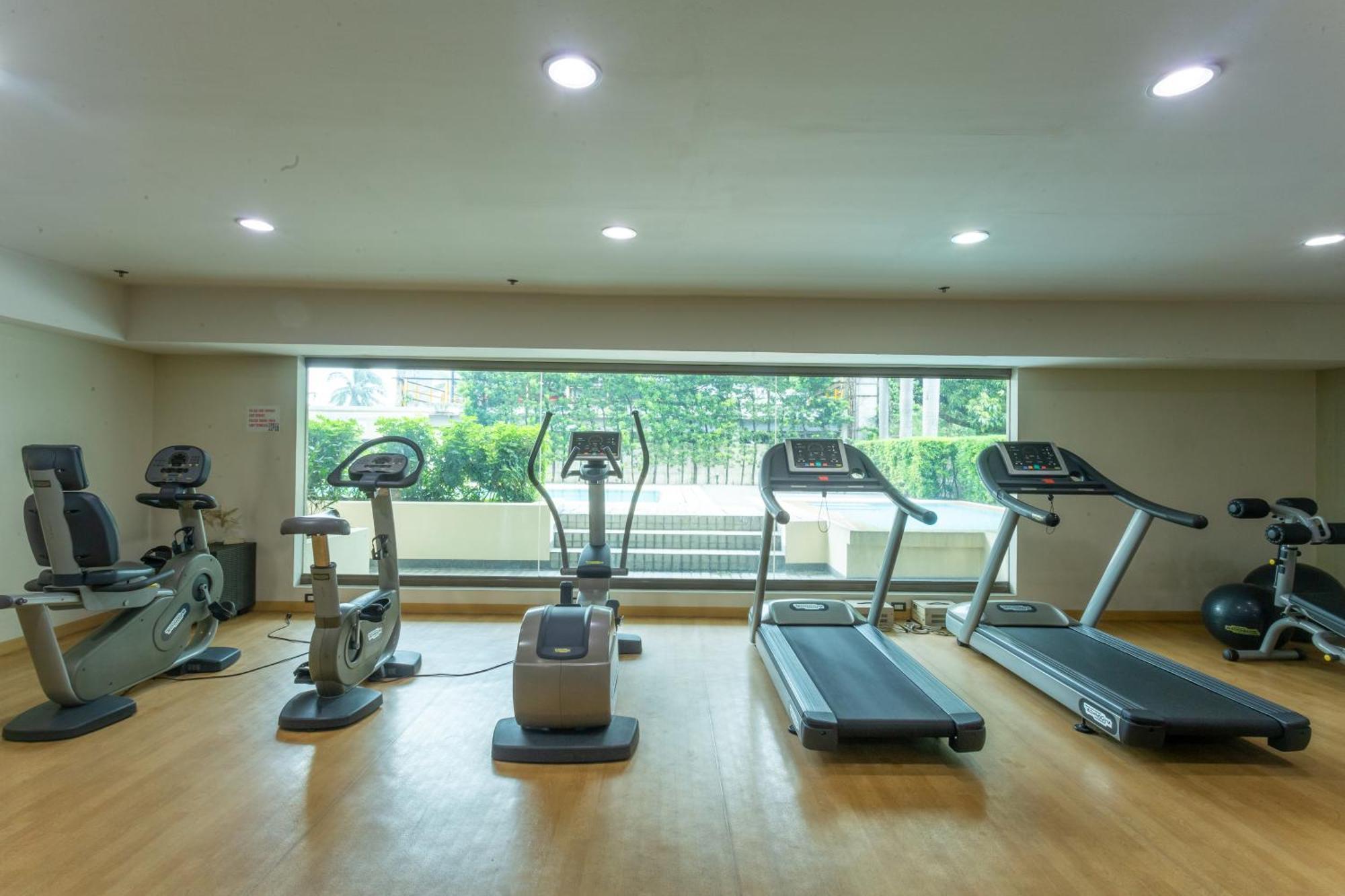La Breza Hotel Quezon City Zewnętrze zdjęcie
