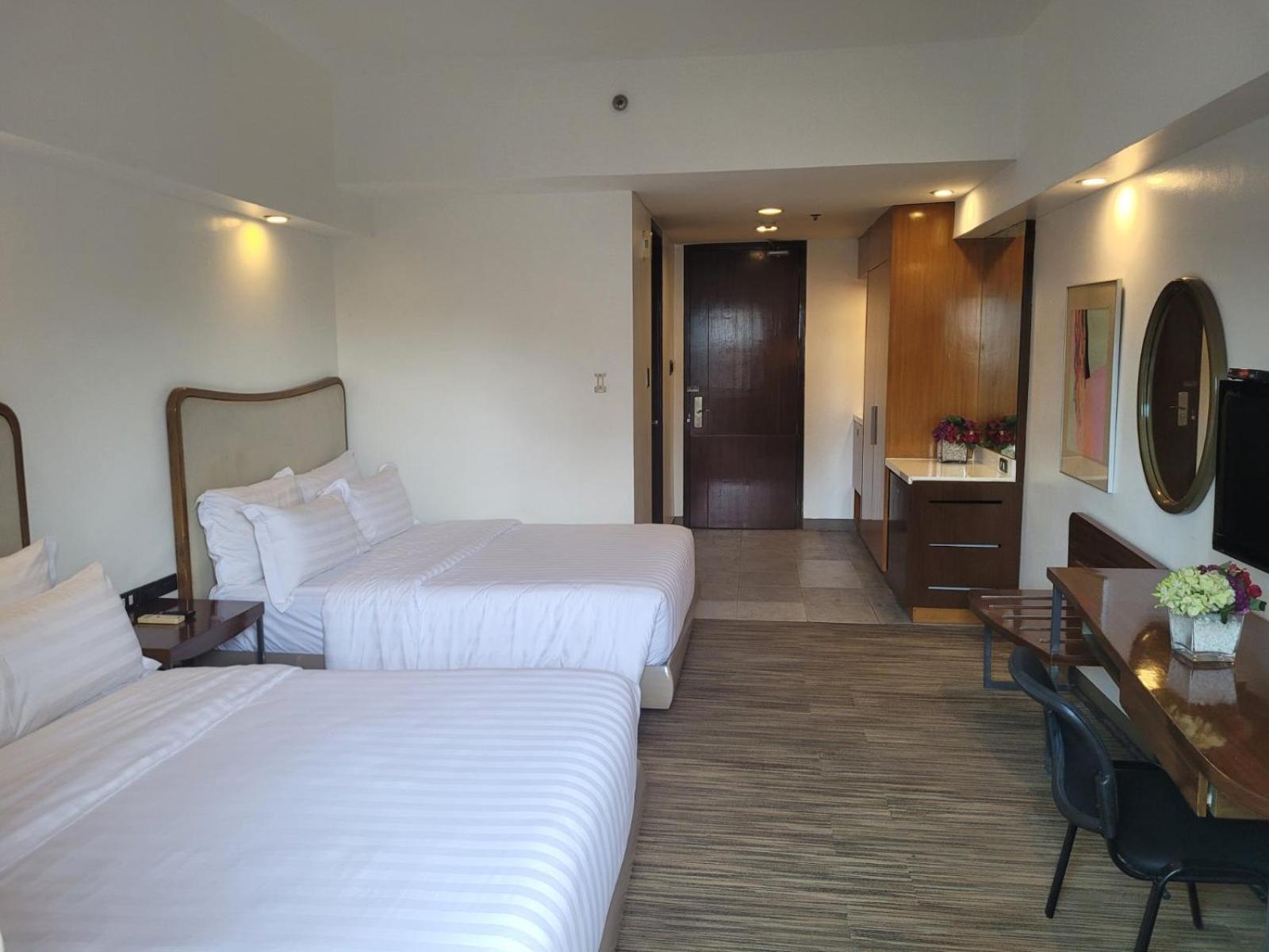 La Breza Hotel Quezon City Zewnętrze zdjęcie