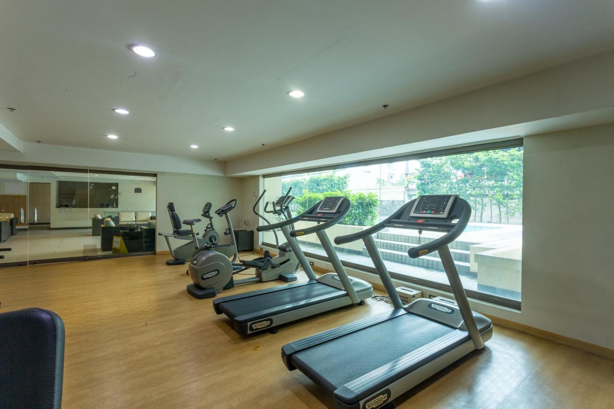 La Breza Hotel Quezon City Zewnętrze zdjęcie