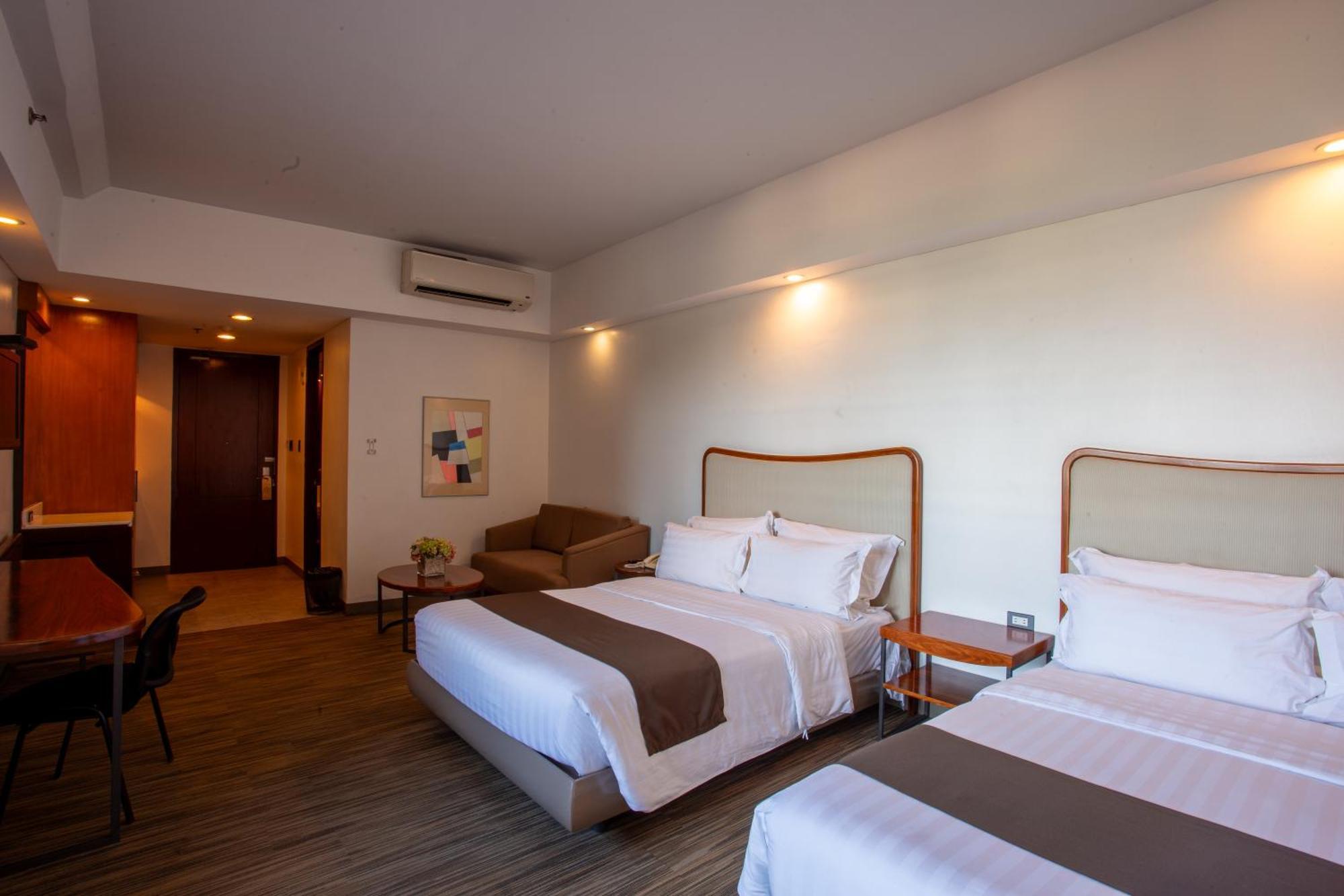 La Breza Hotel Quezon City Zewnętrze zdjęcie