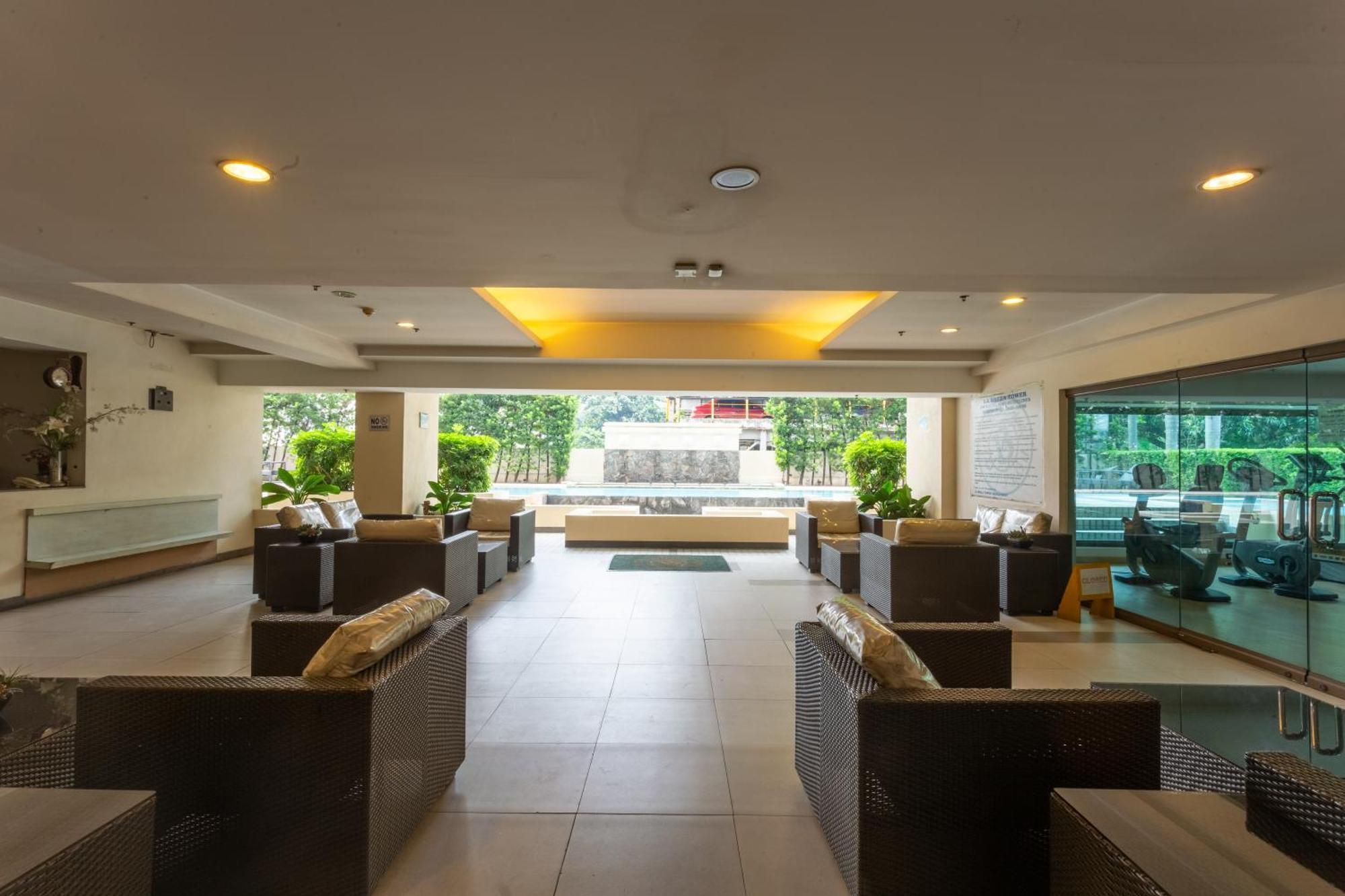 La Breza Hotel Quezon City Zewnętrze zdjęcie
