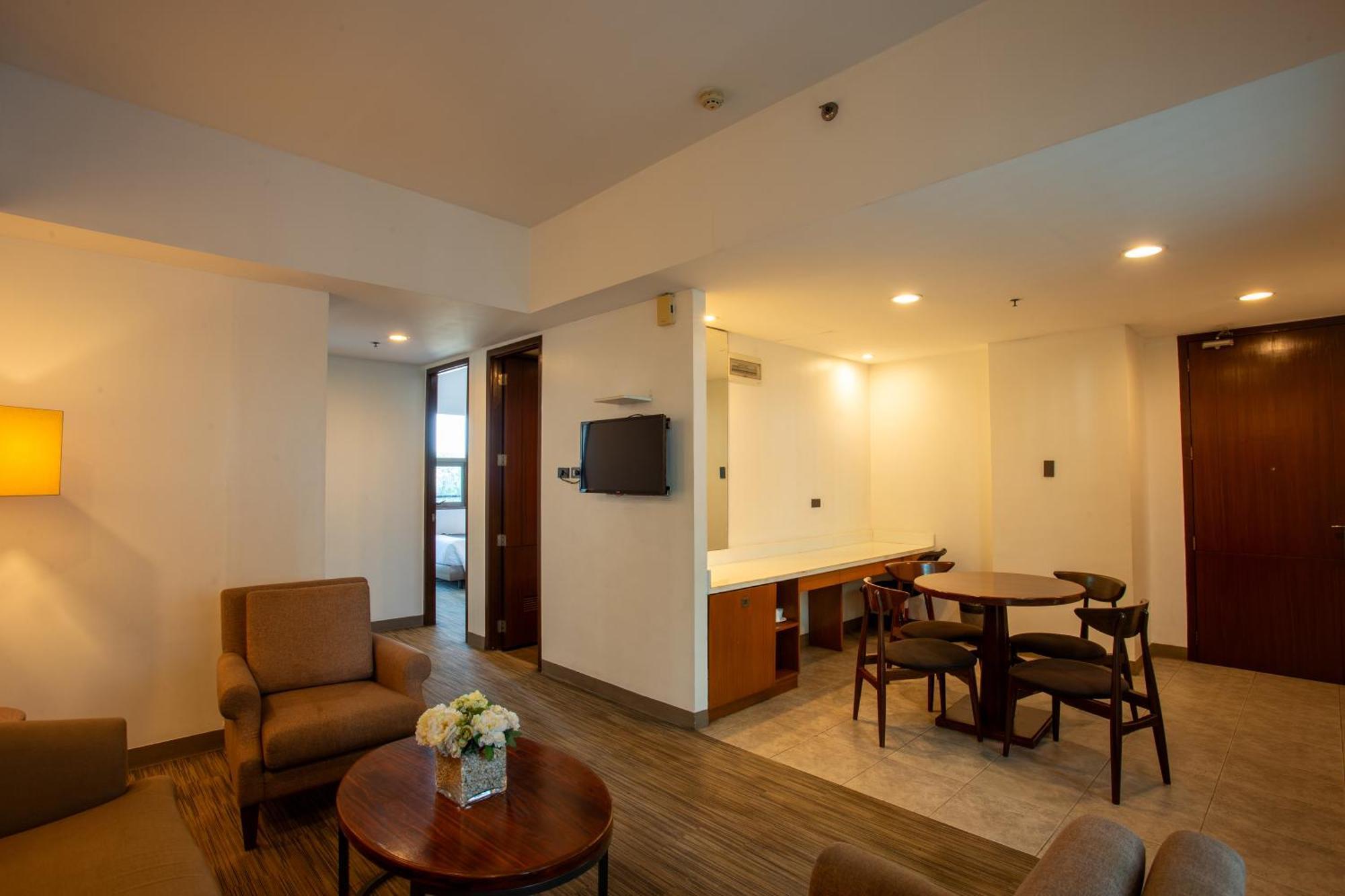 La Breza Hotel Quezon City Zewnętrze zdjęcie