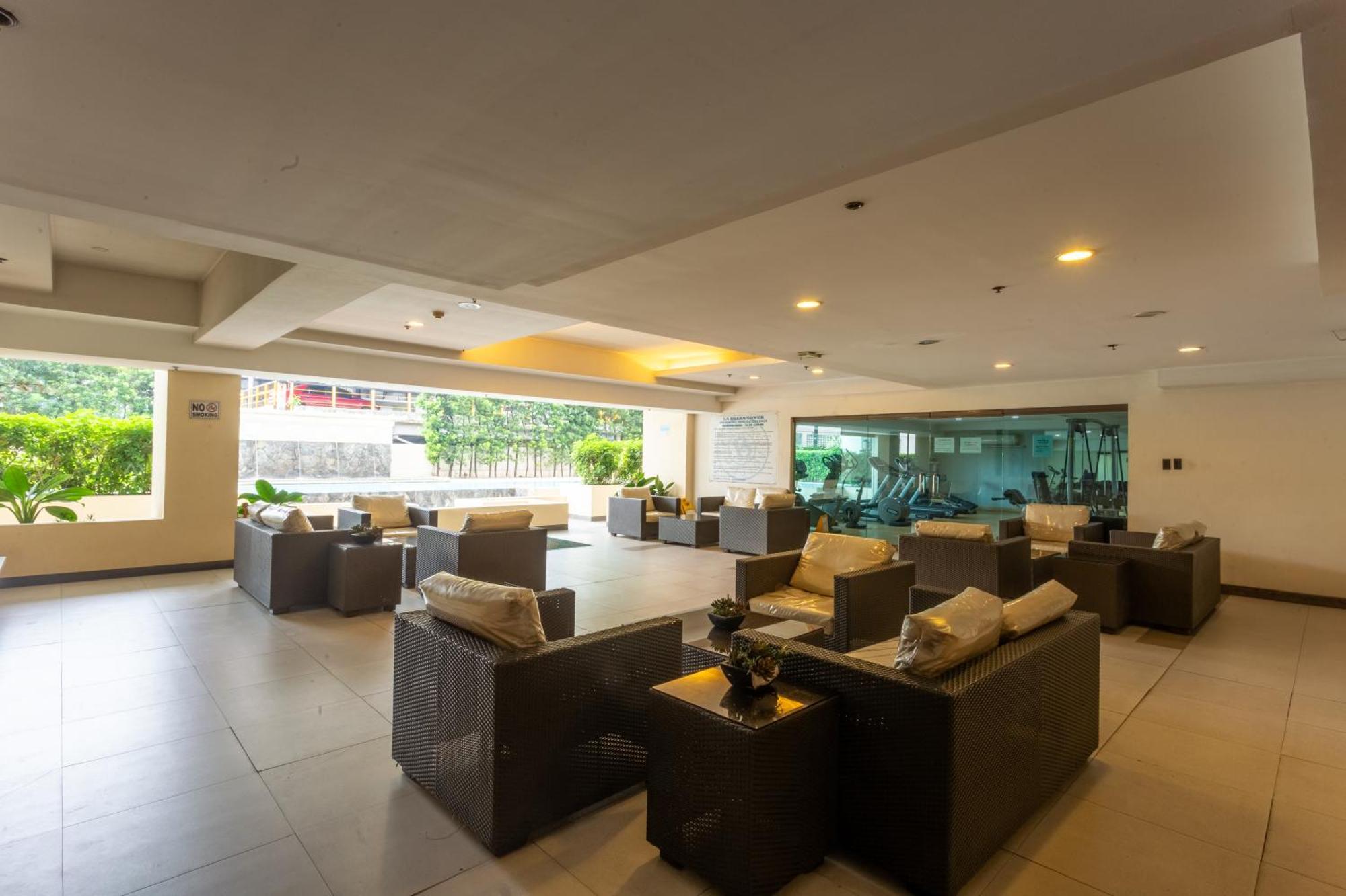 La Breza Hotel Quezon City Zewnętrze zdjęcie