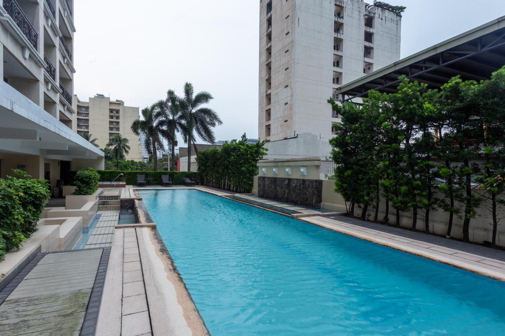 La Breza Hotel Quezon City Zewnętrze zdjęcie