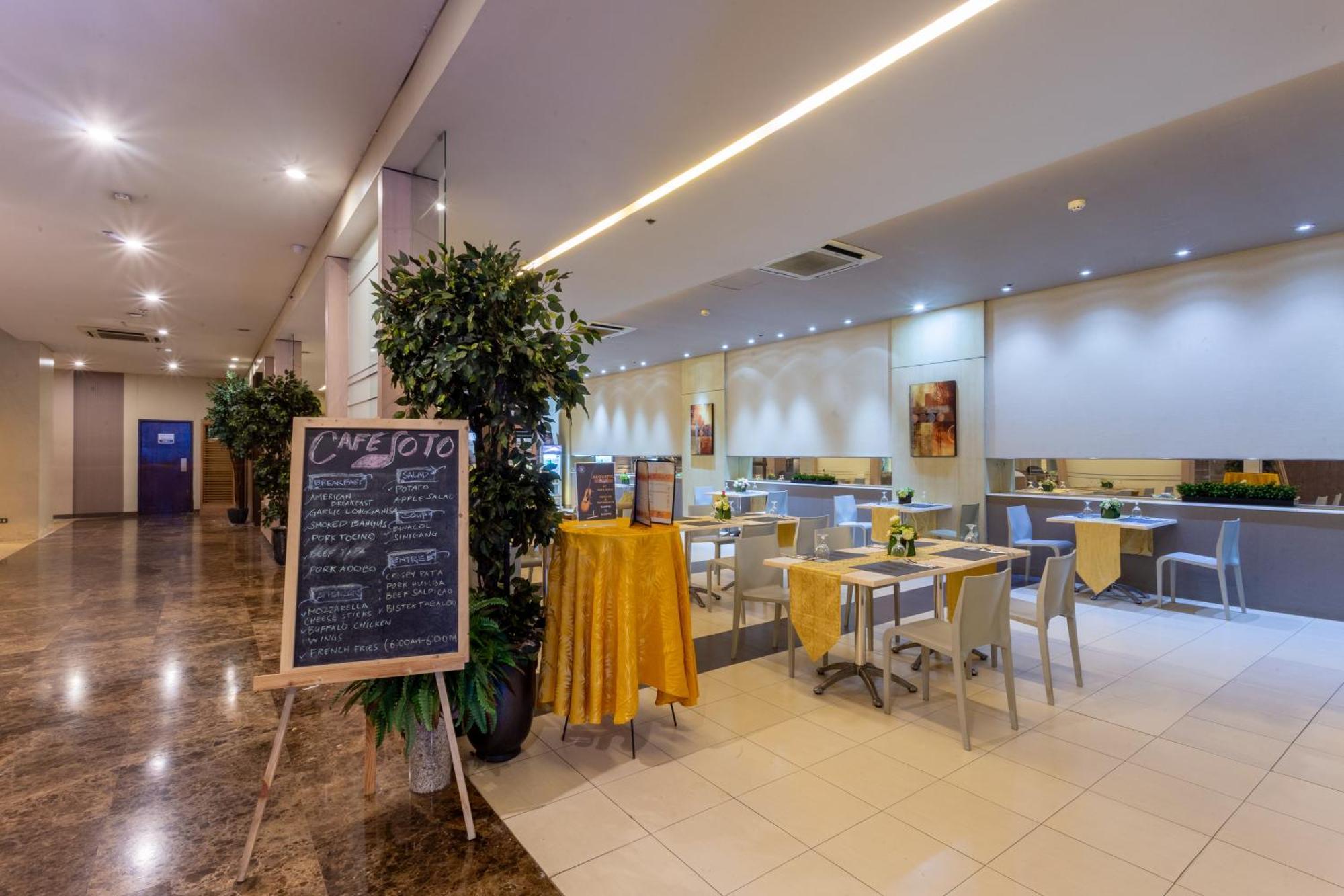 La Breza Hotel Quezon City Zewnętrze zdjęcie